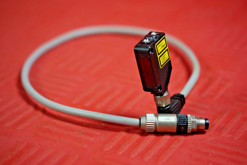 Omron e3z ll86 - sensor, +